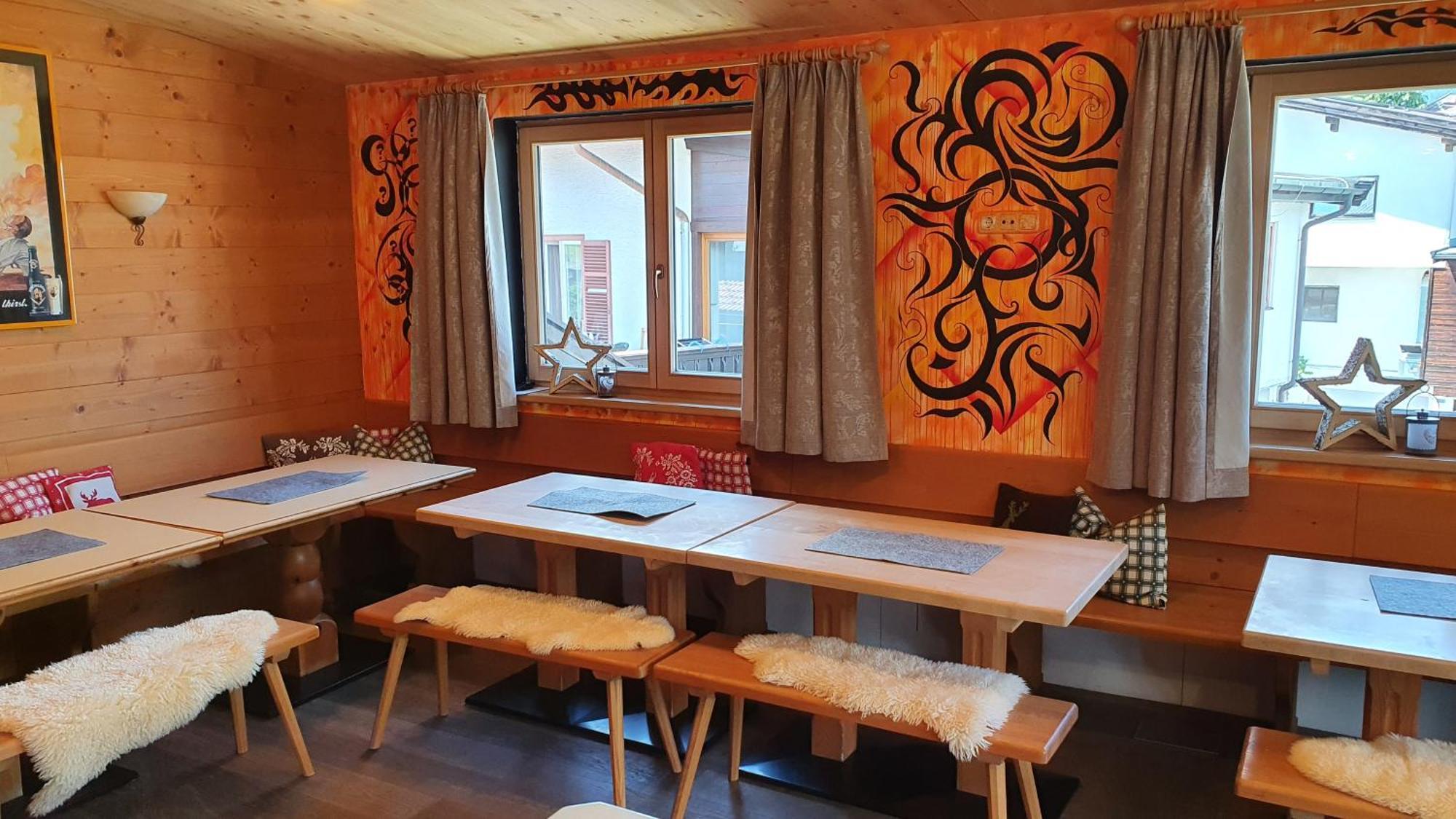 Alpking Hostel エルマウ エクステリア 写真