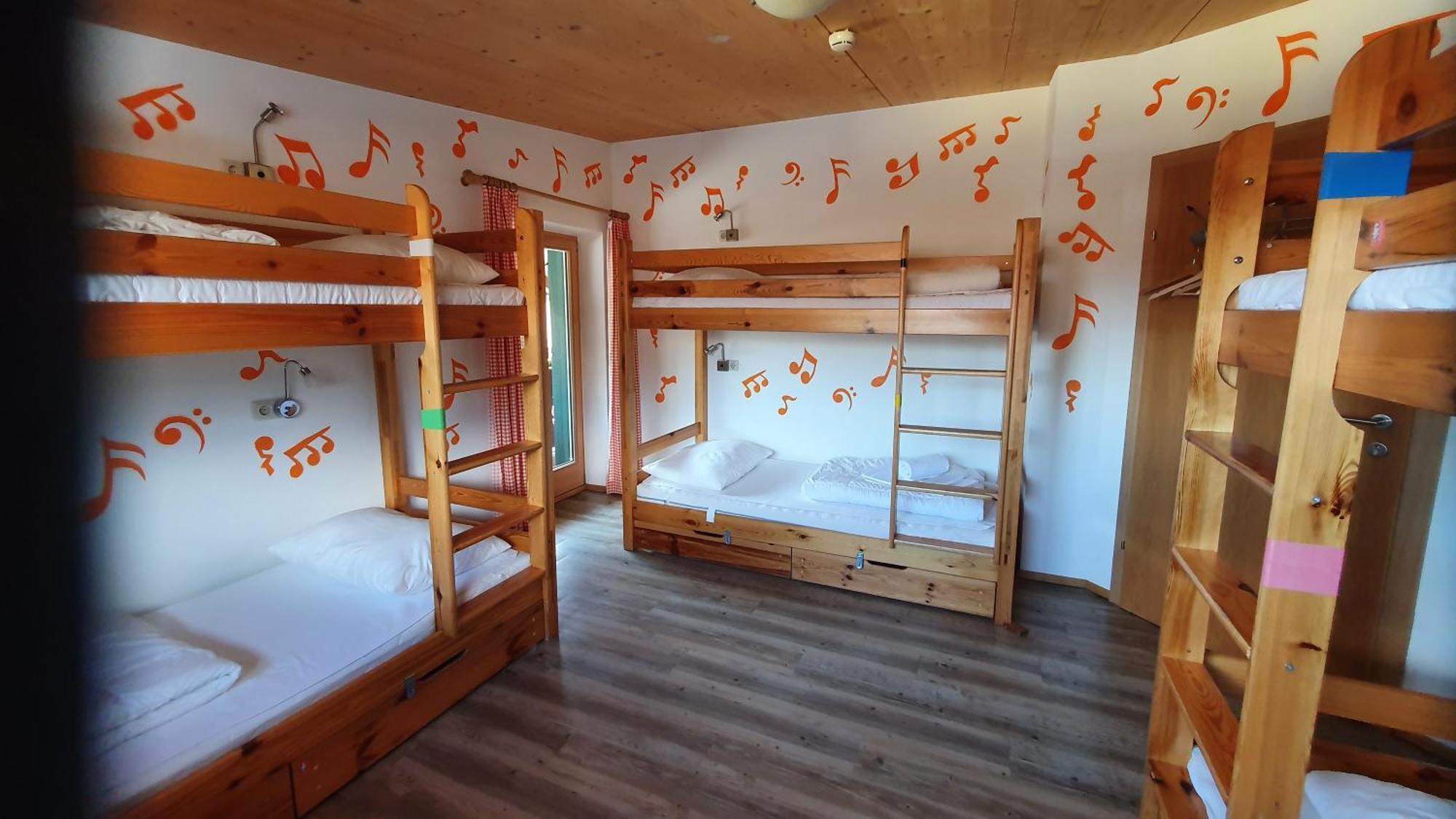 Alpking Hostel エルマウ エクステリア 写真