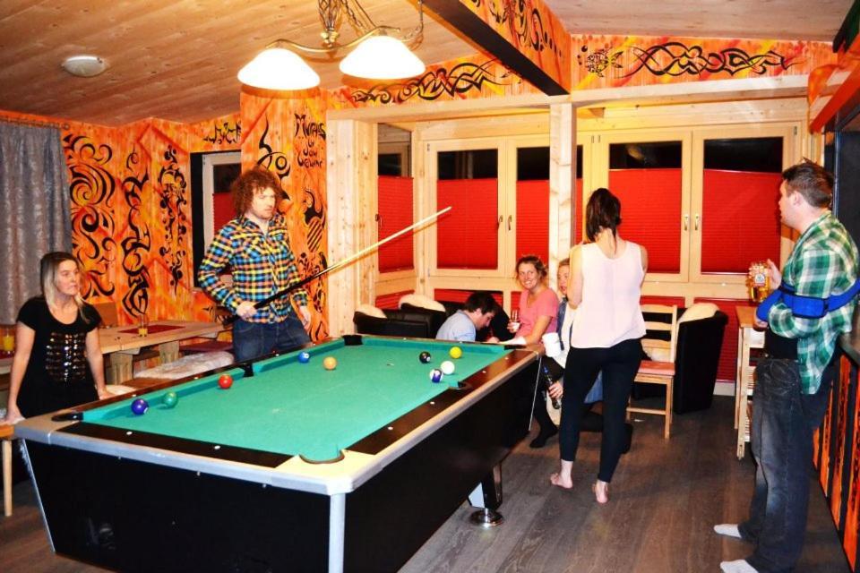 Alpking Hostel エルマウ エクステリア 写真